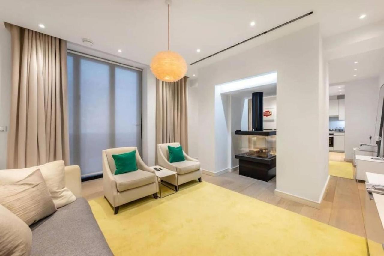 Posh 3 Bedroom Flat With Terrace And Indoor Fireplace In Mayfair, Near Hyde Park London Exteriör bild
