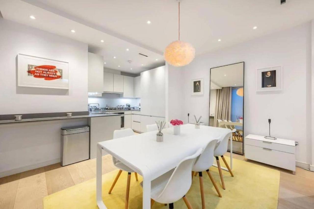 Posh 3 Bedroom Flat With Terrace And Indoor Fireplace In Mayfair, Near Hyde Park London Exteriör bild
